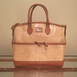 Dooney & Bourke purse